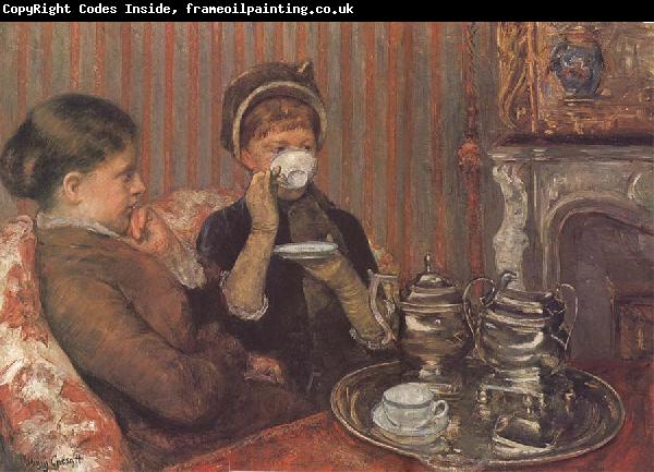 Mary Cassatt Afternoon tea